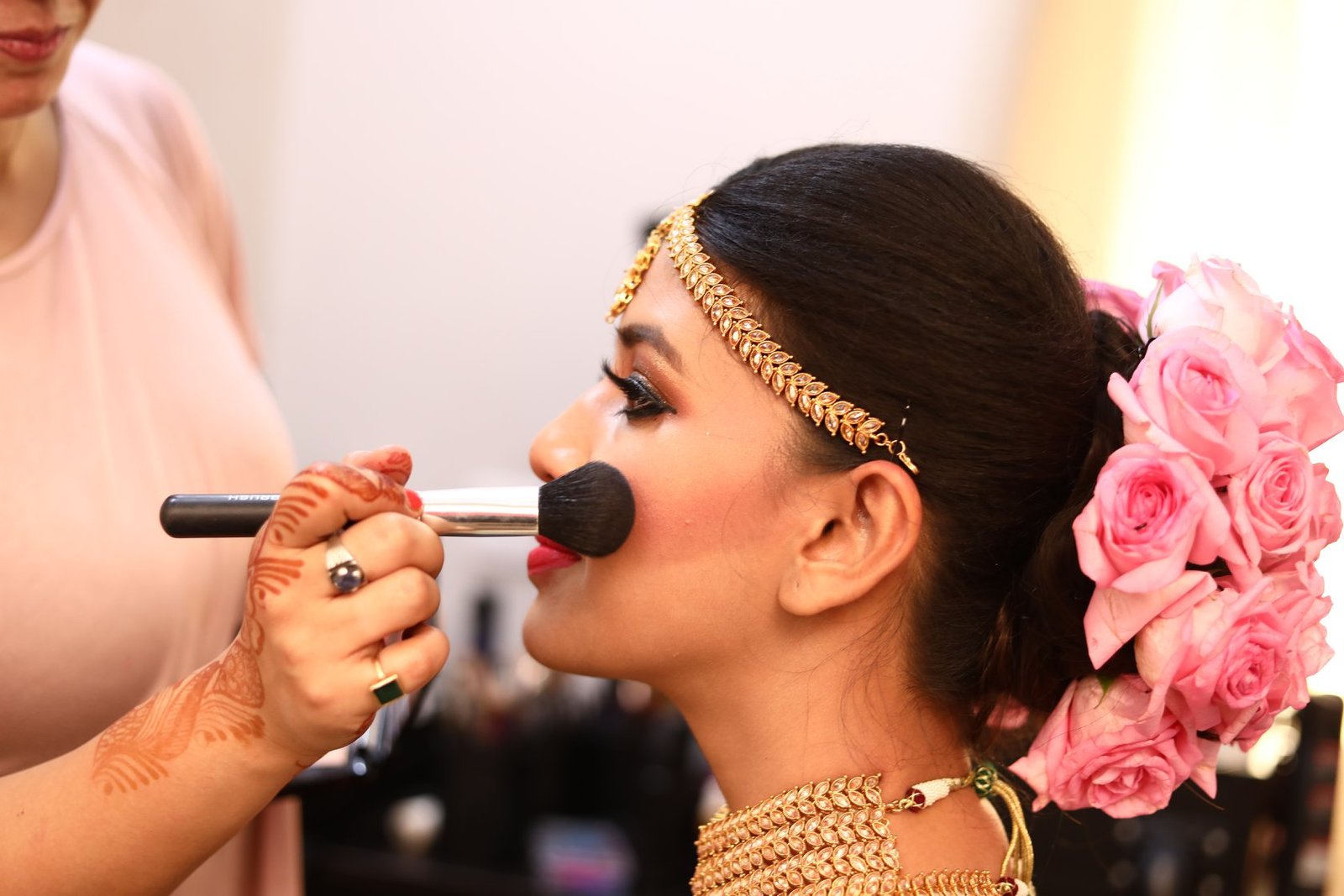 Best Bridal and Party Makeup Expert in South Delhi