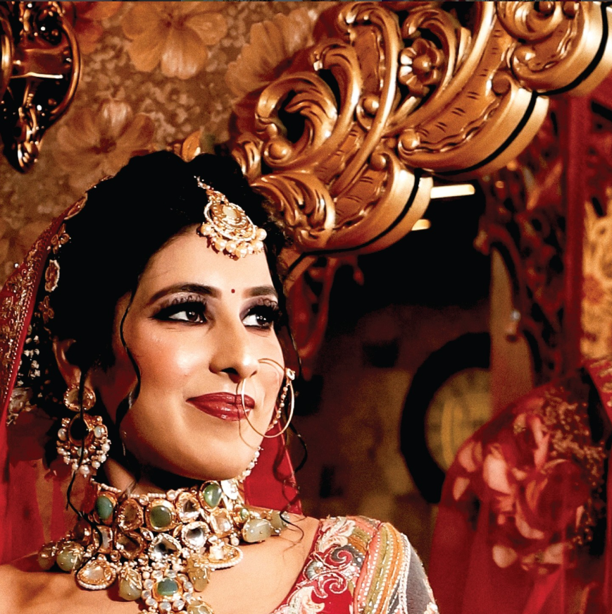 Professional Makeup Artist in Delhi