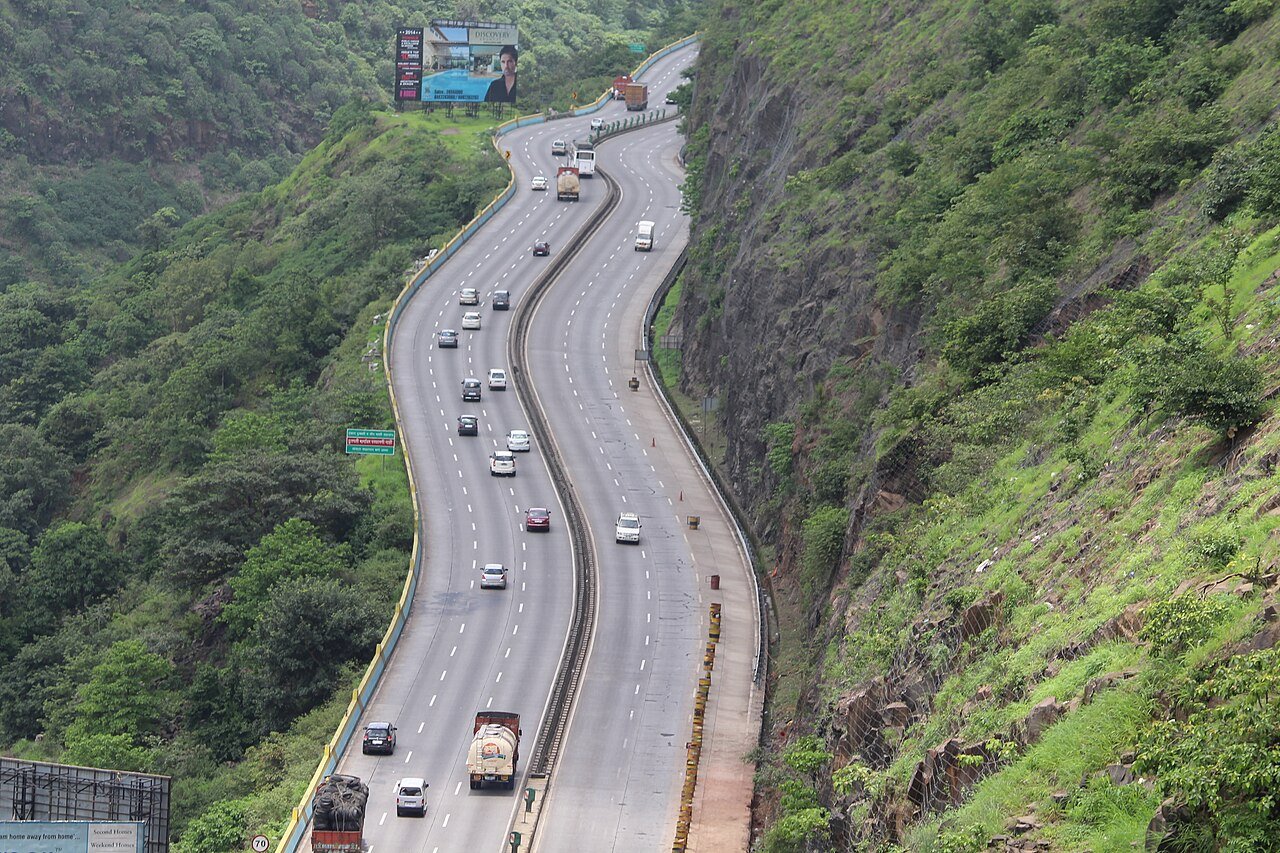 Expressway Civil Contractor in Mumbai